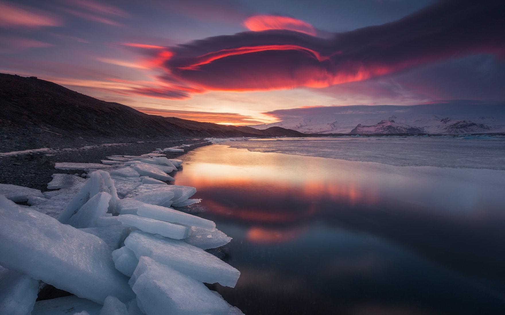 Aventura en las Tierras Altas: Explorando la Belleza Salvaje de Islandia(2)